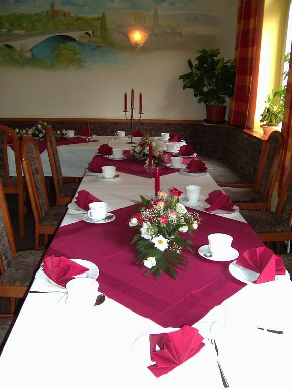 Gasthof & Pension Hause Halle  Εξωτερικό φωτογραφία
